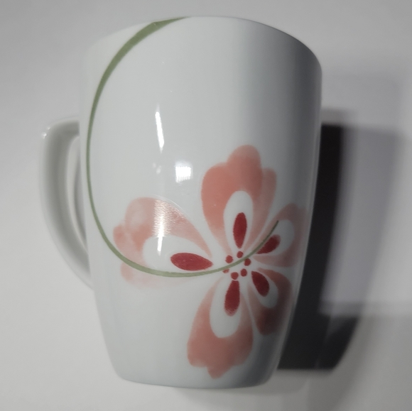Set of 2 Corelle Coordinates Coffee Mug Tea Cup White with Pretty Pink Flowers - Picture 9 of 12